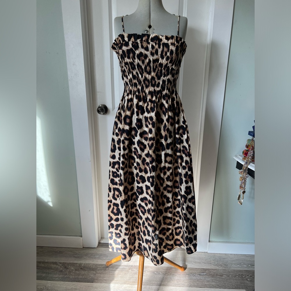 H&M snicker cotton leopard print dress